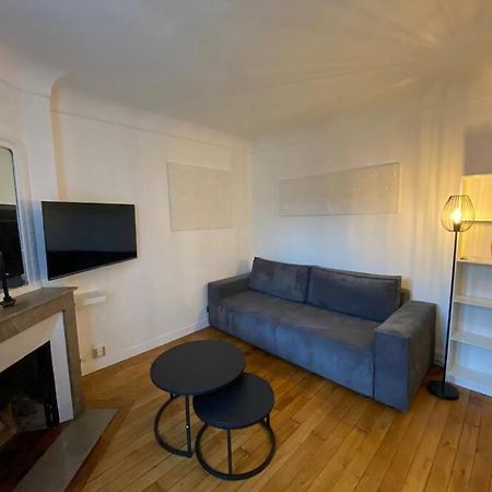 Central Typical Parisian Studio Luaran gambar