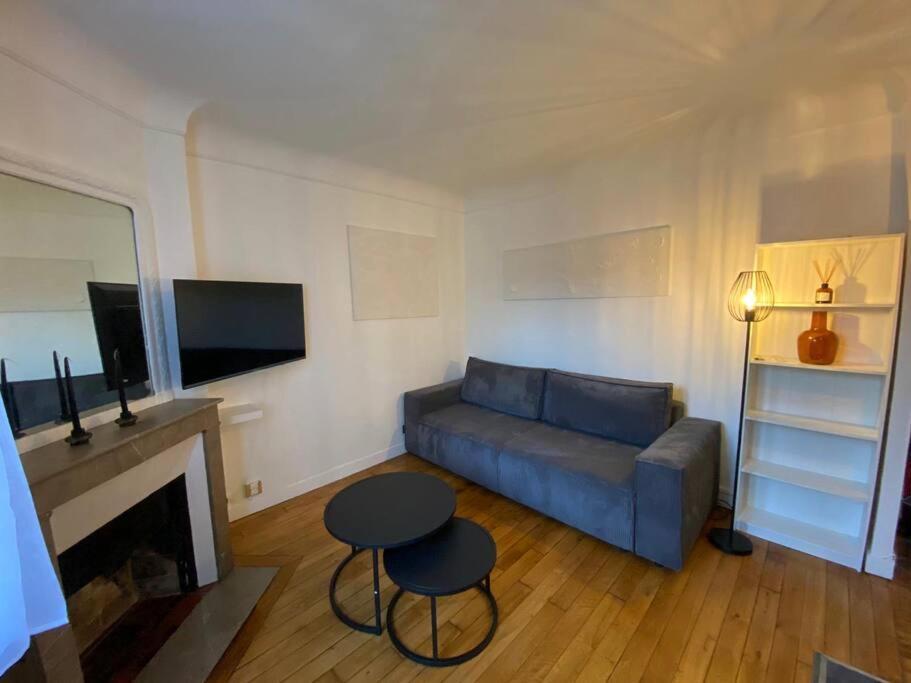 Central Typical Parisian Studio Luaran gambar